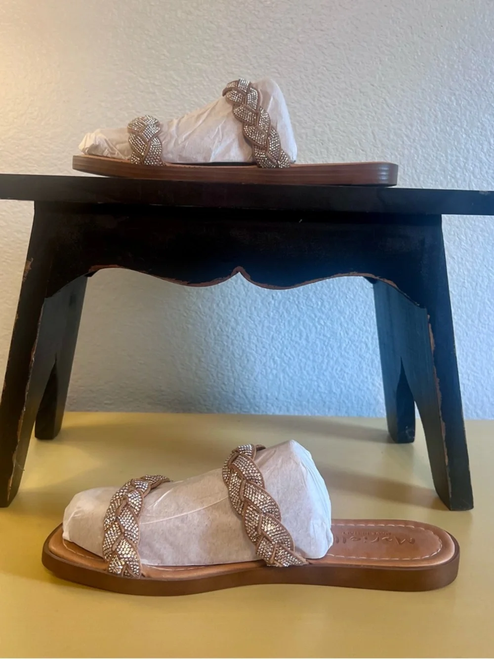 Mariella Metallic Gold Braided Slide Summer Sandals - Women's SZ 8 - Picture 3 of 5